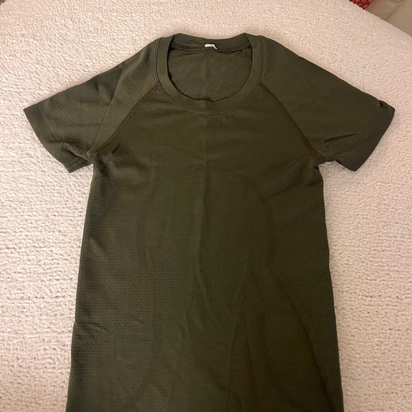 Lululemon Tops - Lululemon Swiftly Tech size 0